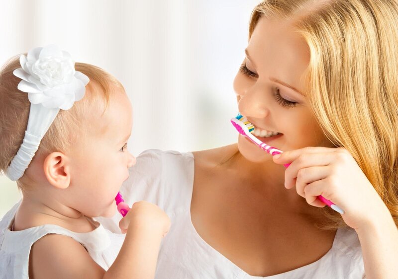Khi nào bắt đầu tập đánh răng cho bé?