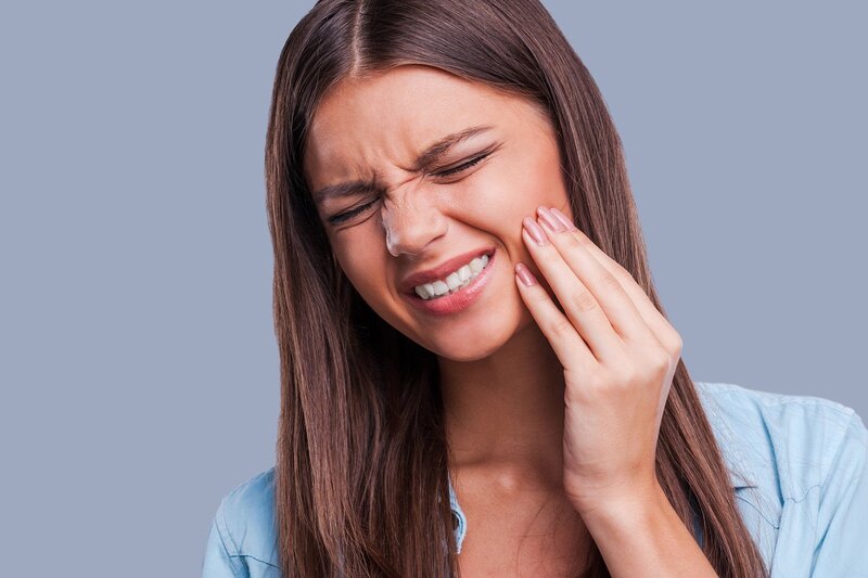 Nhức răng là gì? Nguyên nhân gây nhức răng