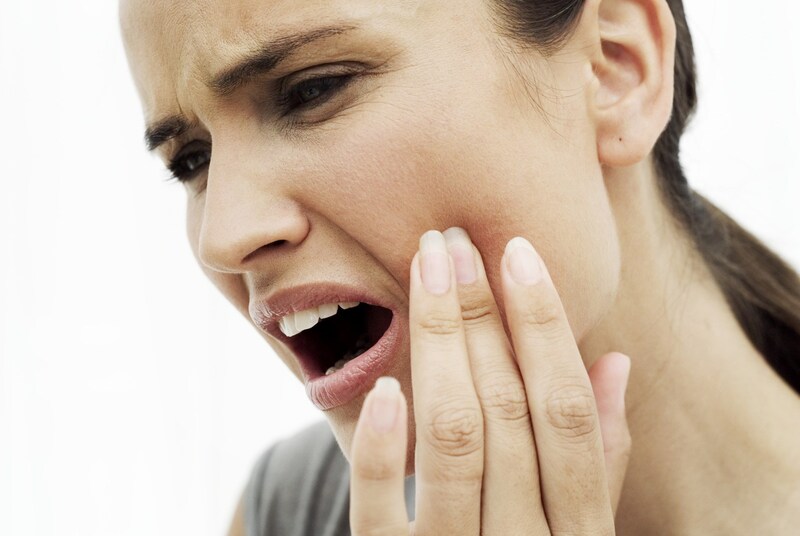 Cách trị sâu răng tại nhà bằng sử dụng dầu xạ hương