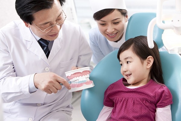 Độ tuổi bạn cần quan tâm trong cách bảo vệ răng miệng