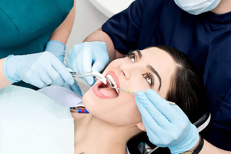 Chi phí nhổ răng khôn phụ thuộc vào công nghệ nhổ răng