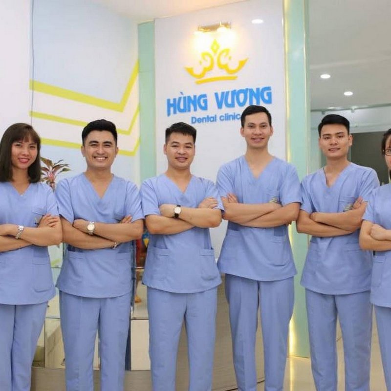 Đội ngũ bác sĩ chuyên nghiệp tại nha khoa Hùng Vương